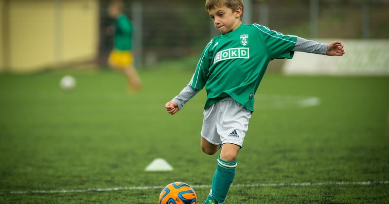 Lettre de motivation football exemple : le guide qui fait mouche